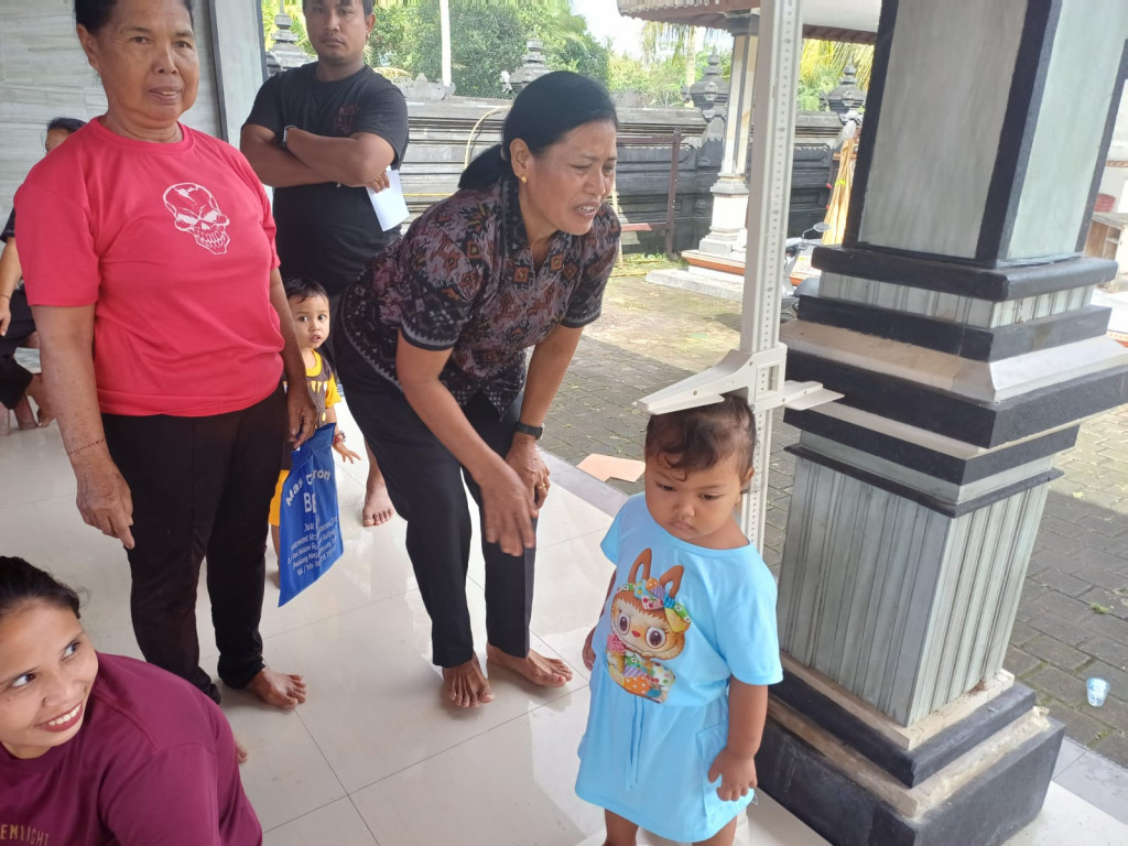 PELAKSANAAN KEGIATAN POSYANDU BALITA DAN LANSIA BANJAR DINAS BALANGAN KANGIN